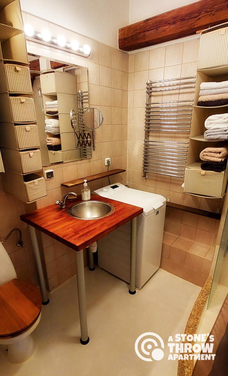 A Stone'S Throw Apartment Krakow Exterior photo